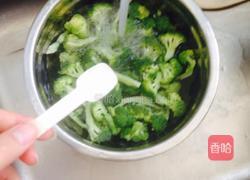 凉拌西兰花的做法图解3