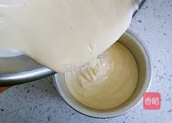 DIY Strawberry Cream Cake Recipe Illustration 10