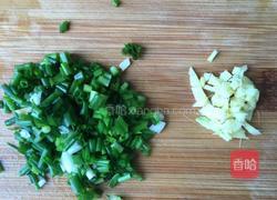 金针菇炒肉的做法图解3
