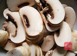 口蘑豆腐饭的做法图解2