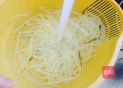 土豆拌海带丝的做法图解7
