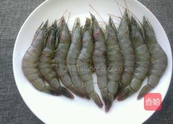 油靠大虾的做法图解1