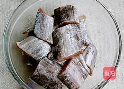 剁椒蒸带鱼的做法图解1