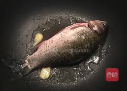 鲫鱼豆腐汤的做法图解2