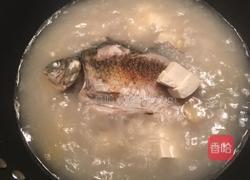 鲫鱼豆腐汤的做法图解5