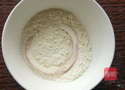 酥炸洋葱圈的做法图解3