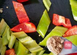 青椒炒豆腐皮的做法图解5