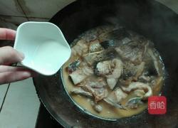 黄焖鱼的做法图解10