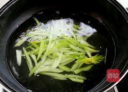 白果炒芹菜的做法图解6