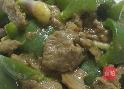 嫩滑牛肉炒青椒的做法图解4