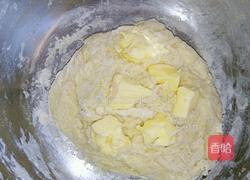 香香果仁面包的做法图解3
