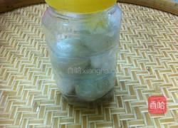 快速腌咸鸭蛋的做法图解4