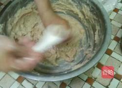 潮汕手打鱼丸的做法图解8