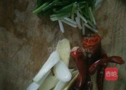 手撕包心菜的做法图解2