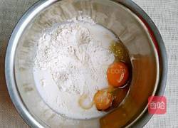 牛奶香蕉饼的做法图解2