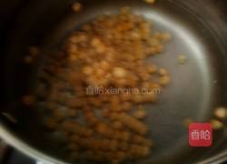 奶香玉米汁的做法图解3