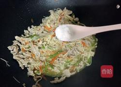 金针菇炒肉丝的做法图解7