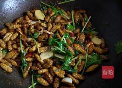 干煸茧蛹的做法图解6