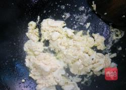 炒蚕豆的做法图解4