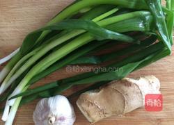 葱爆海参的做法图解2