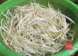 韭菜炒绿豆芽的做法图解1