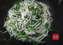 韭菜炒绿豆芽的做法图解8