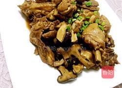 香菇炖鸡腿的做法图解7