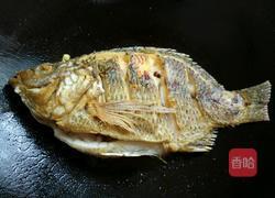 红烧非洲鲫鱼的做法图解3