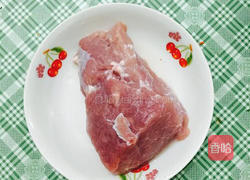 菠萝炒肉片的做法图解1