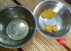 戚風蛋糕的做法图解2