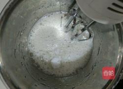 戚風蛋糕的做法图解5