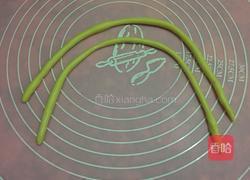 胡萝卜蝴蝶的做法图解3