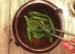 擂辣椒皮蛋的做法图解7