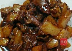 红烧土豆牛腩的做法图解4