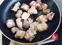 茄汁排骨的做法图解1