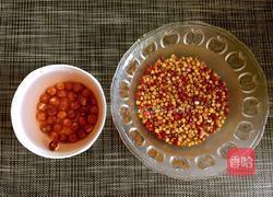 薏米红豆莲子粥的做法图解1