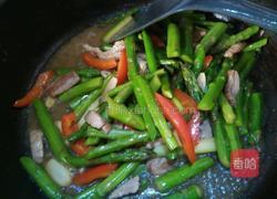 芦笋小炒肉的做法图解5