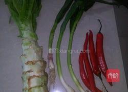 莴苣炒老腊肉的做法图解1