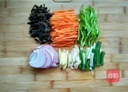 鱼香鸡丝的做法图解1