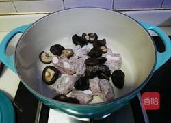 蘑菇浓汤的做法图解4