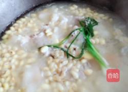 猪脚炖黄豆的做法图解5
