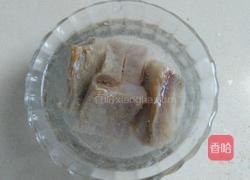 花生咸排骨粥的做法图解3