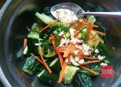 酸辣拍黄瓜的做法图解5