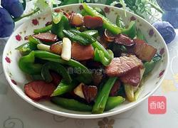 青椒蒜苗炒腊肉的做法图解7