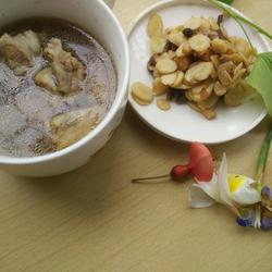 玉屏风炖猪尾巴的做法[图]