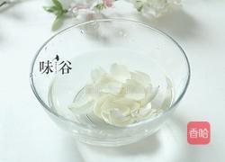小米百合粥的做法图解2
