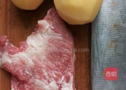 土豆丝炒肉的做法图解1