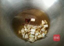 排骨土豆炖豆角的做法图解5