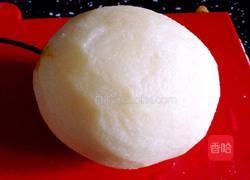 雪梨银耳汤的做法图解3