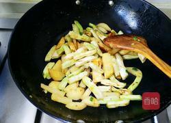 玉米粒土豆烧豆角的做法图解5